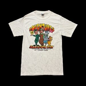 Adventures at Jellystone Park Graphic T-Shirt Yogi Bear camp souvenir vintage